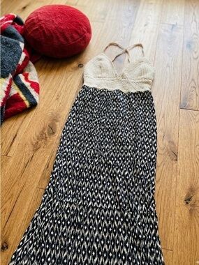 Surf Gypsy Crochet Halter Maxi Dress - Boho Ikat Print - Festival Chic - Size M